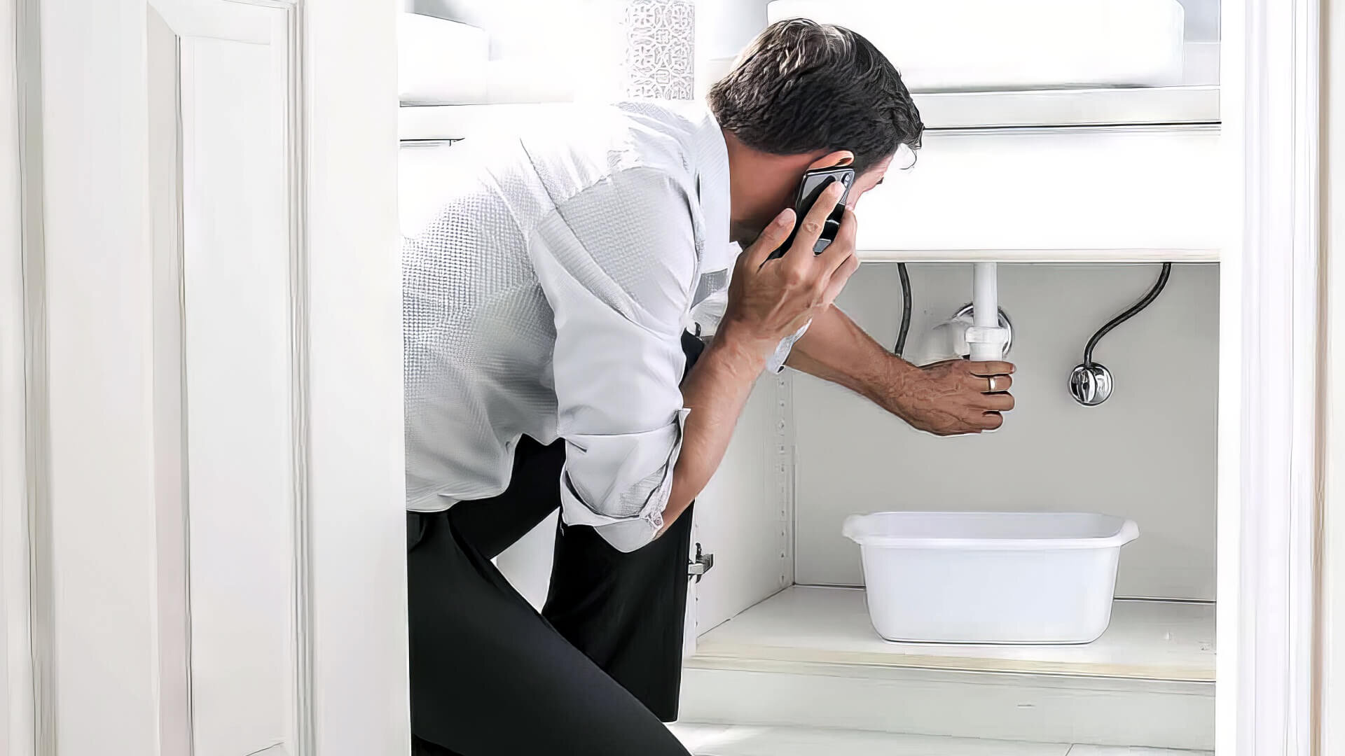when-to-call-emergency-plumbers when-to-call-emergency-plumbers